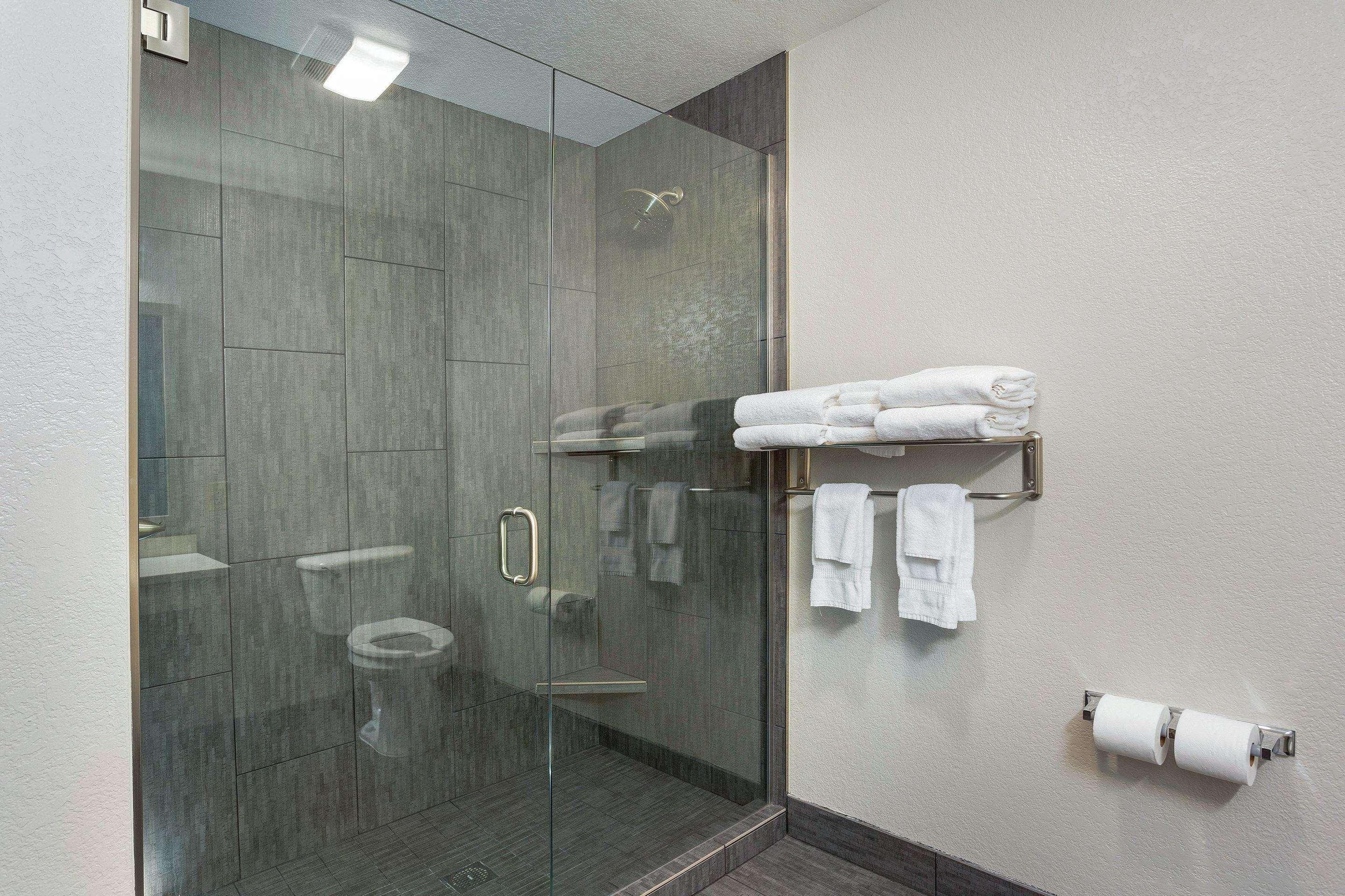 Comfort Inn & Suites Tualatin - Lake Oswego South Ngoại thất bức ảnh
