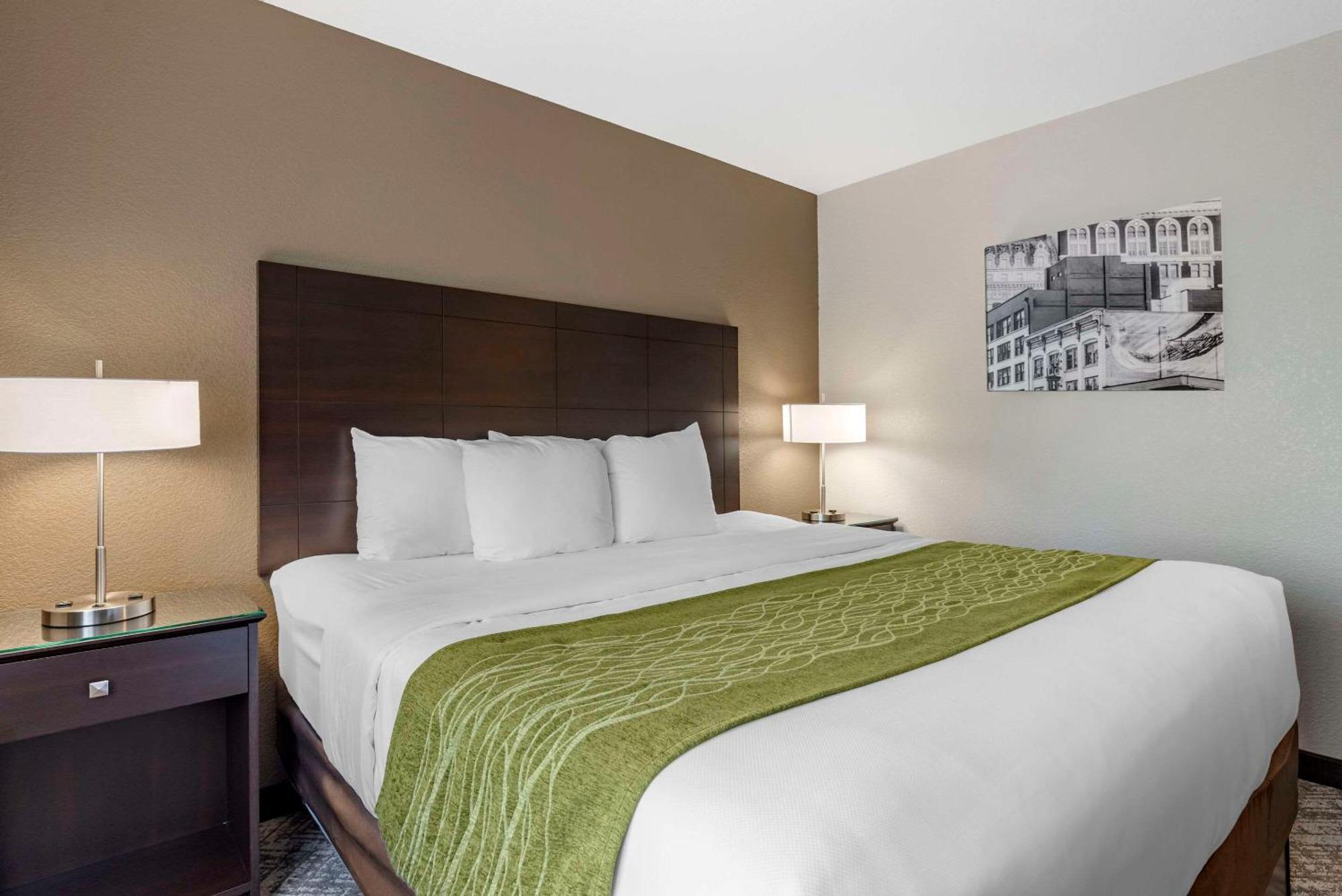 Comfort Inn & Suites Tualatin - Lake Oswego South Ngoại thất bức ảnh