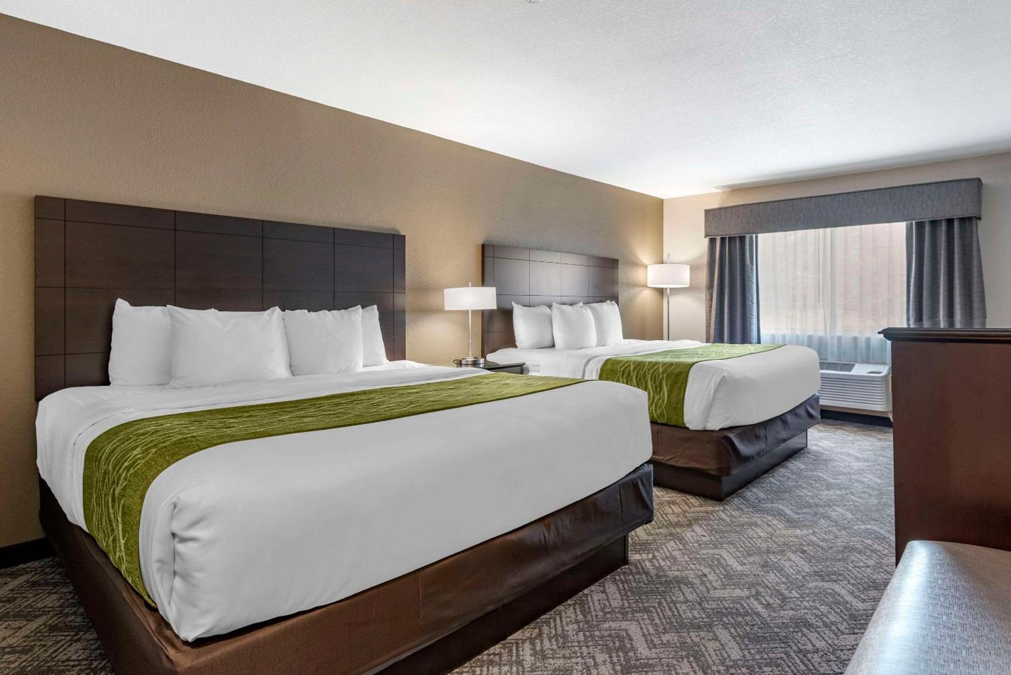 Comfort Inn & Suites Tualatin - Lake Oswego South Ngoại thất bức ảnh